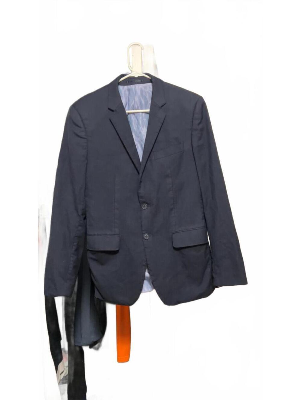 Mur-lee’s and Ernest Moore men’s blazer